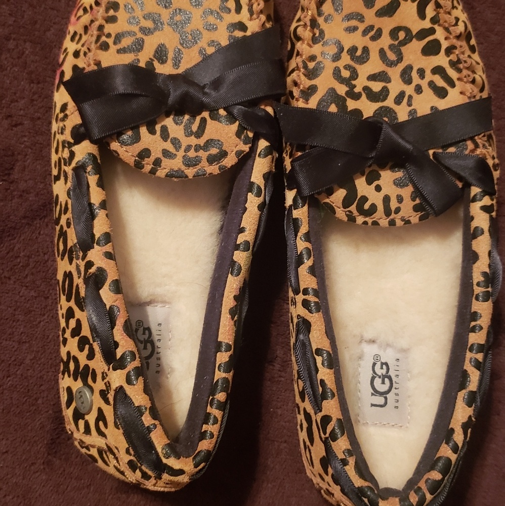 Ugg slippers size 2